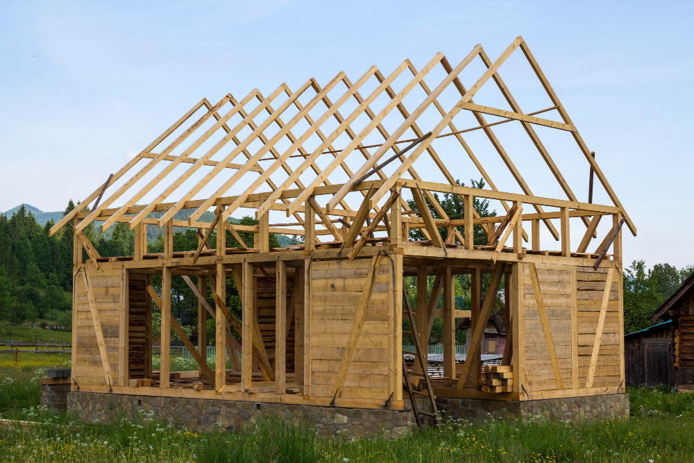 Structure de construction ossature bois en cours de montage